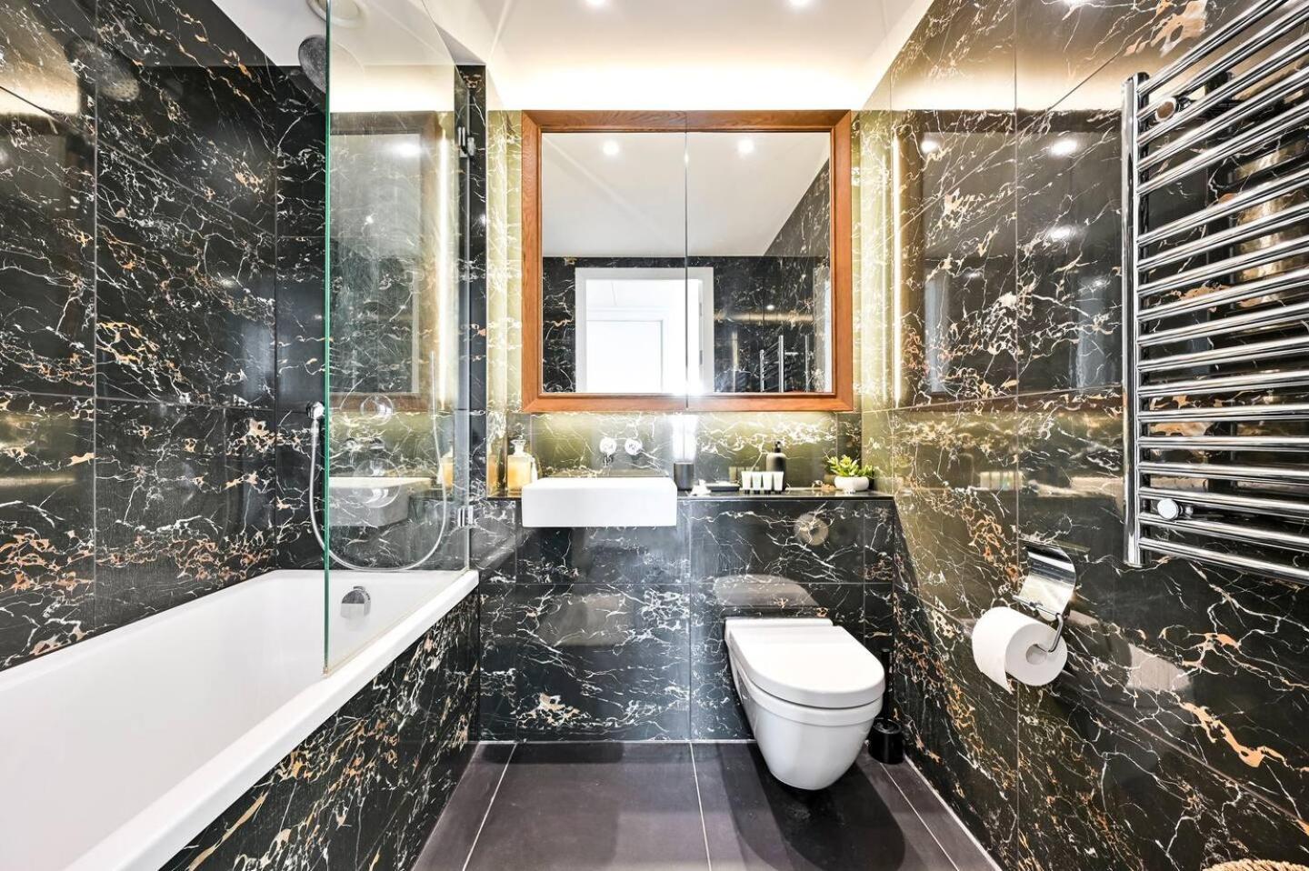 Luxury High-Rise 21St Floor 2 Bedroom 2 Bath Flat Лондон Екстер'єр фото